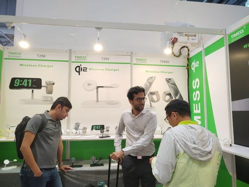 Últimos blogs da empresa sobre A segunda fase da Exposição de Outono de Hong Kong em 2025 concluiu com sucesso, impulsionando o desenvolvimento do comércio de importação e exportação da China
