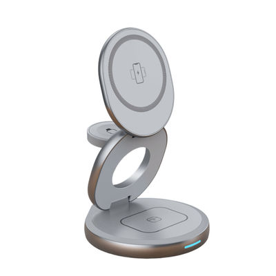 Bom preço Carregamento sem fio de liga de zinco metal 3 em 1 Carregador sem fio múltiplos dispositivos não rotáveis on-line